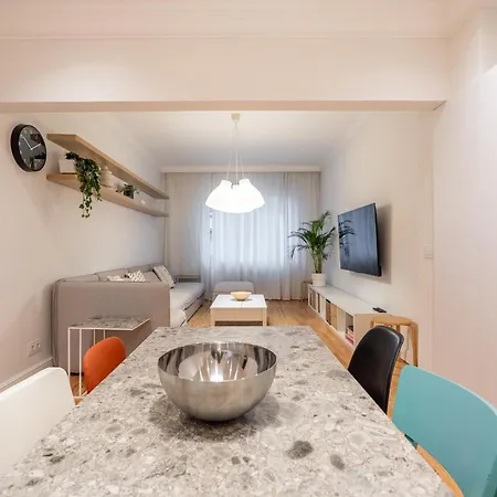 The Griffin Apartament *